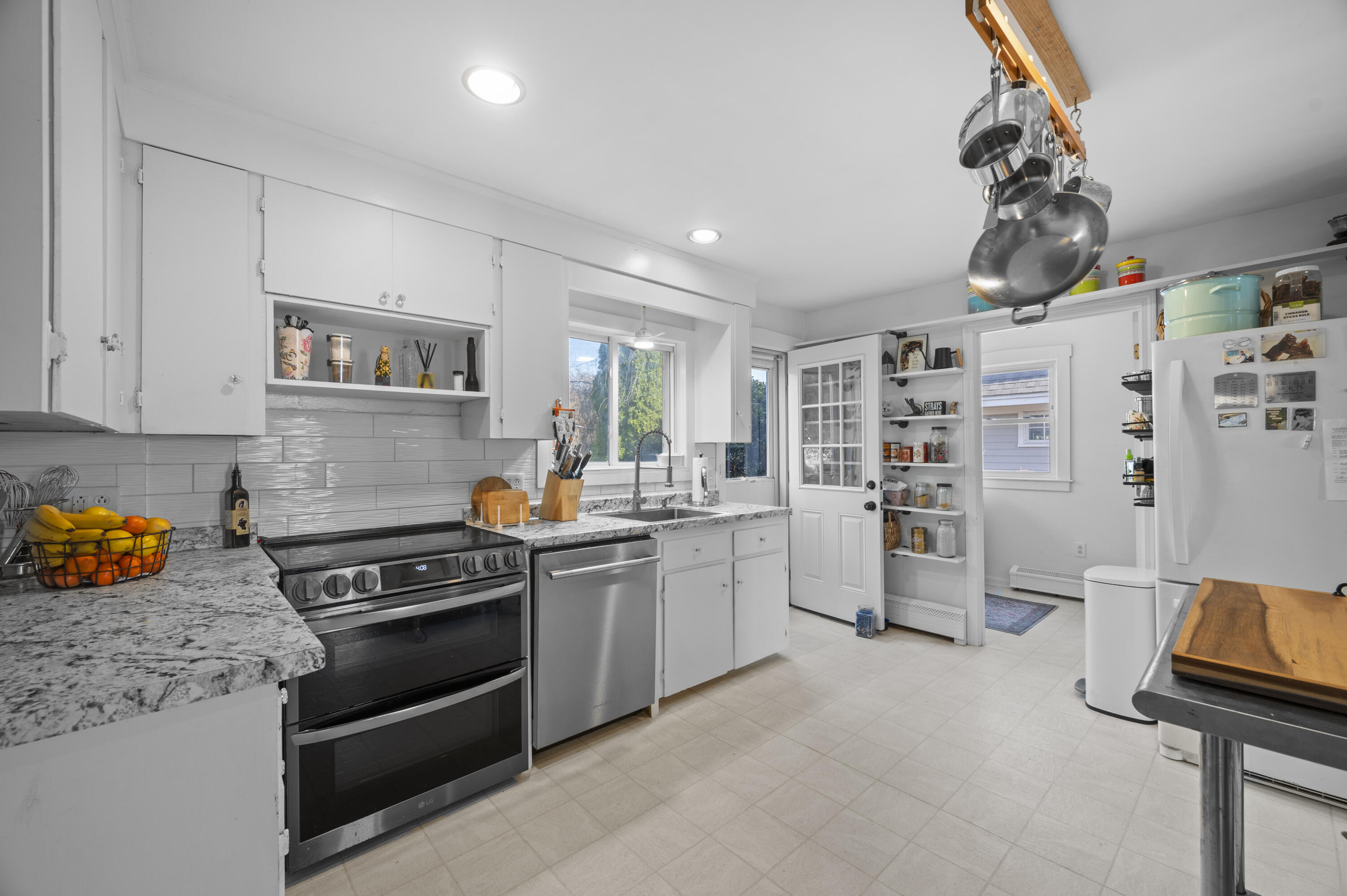 30 Bridge Street Kittery, ME 03904 - Photo 33 of 54 interior9