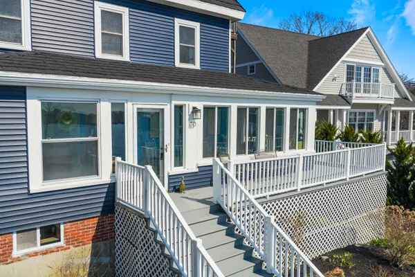 $1,050,000 | 30 Bridge Street, Kittery, ME 03904