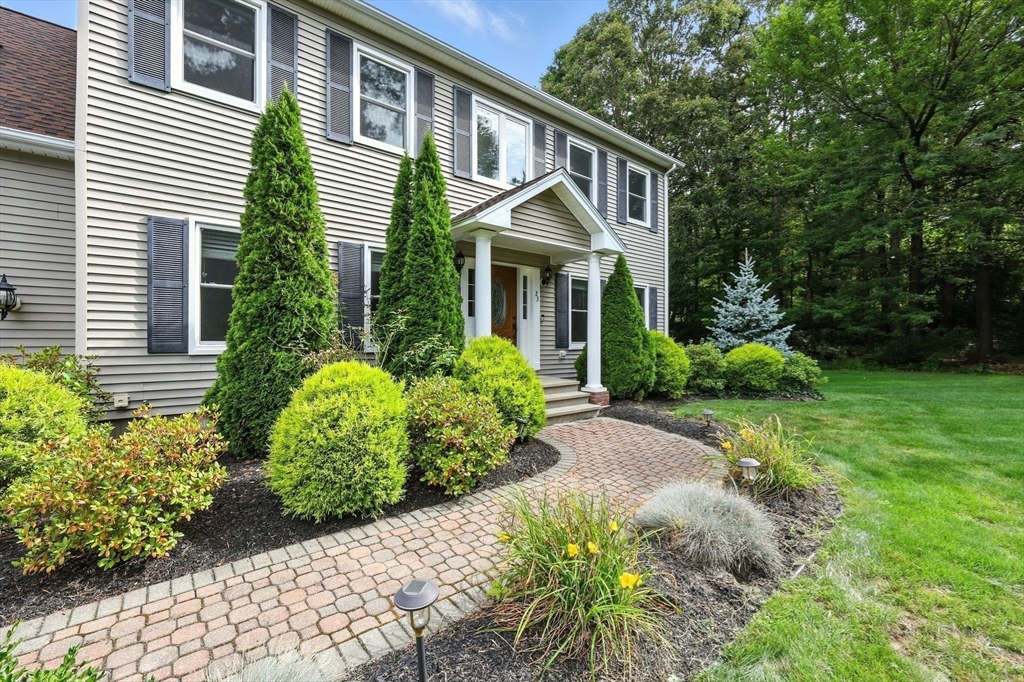 23 Pine Knoll Road Southwick, MA 01077 - Photo 4 of 40 Gallery Image 4