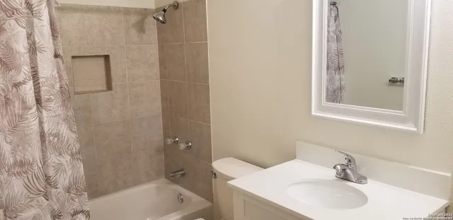 $1,400 | 8435 Forest Ridge Drive, San Antonio, TX 78239