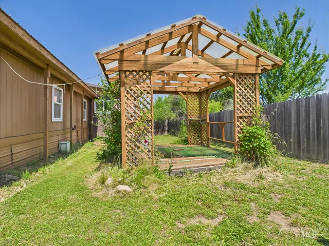 $240,000 | 169 Main Street, Stites, ID 83552