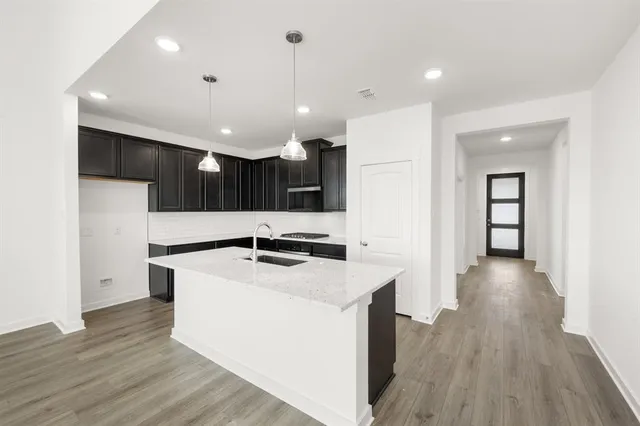 $486,948 | 7582 Wild Mint Trail, Venus, TX 76084