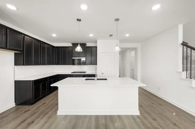 $486,948 | 7582 Wild Mint Trail, Venus, TX 76084