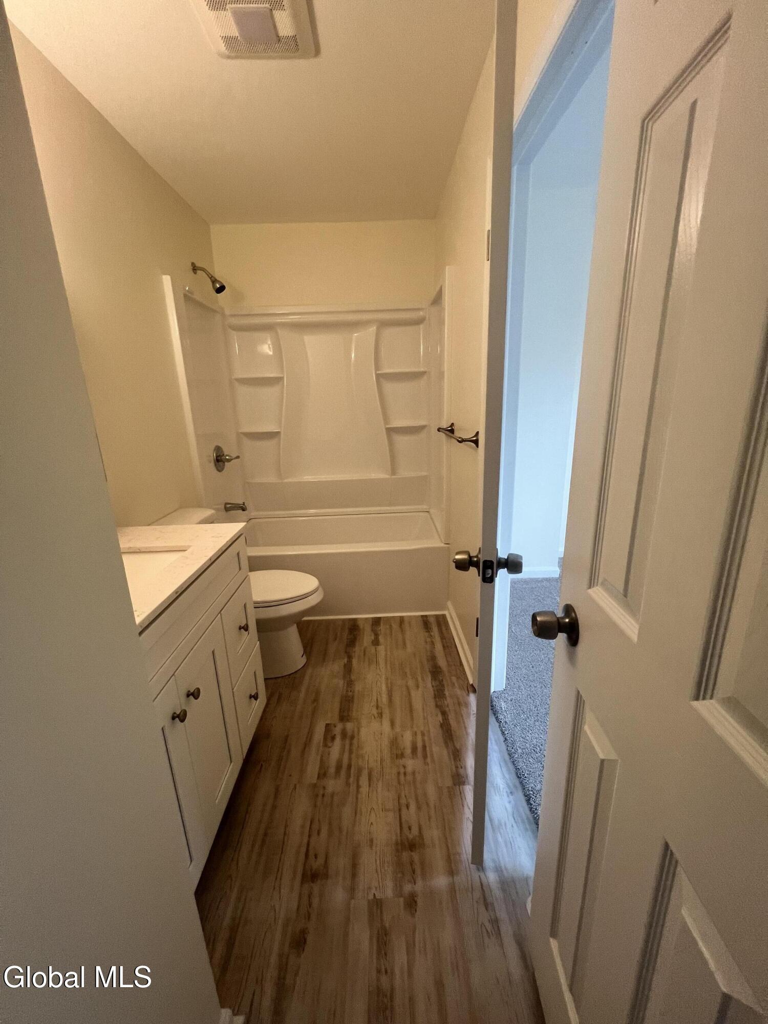 276 Old Loudon Road Colonie, NY 12110 - Photo 11 of 16 IMG_4321