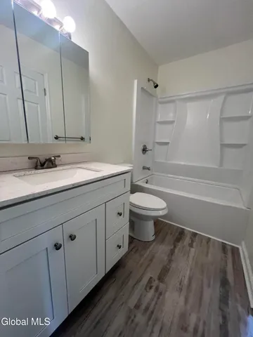 $2,150 | 276 Old Loudon Road, Colonie, NY 12110