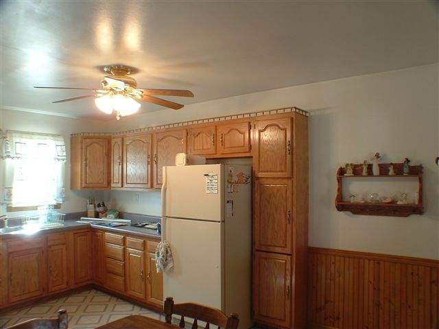 634 South Ridgeview Lane Peoria, IL 61604 - Photo 4 of 8 Gallery Image 4