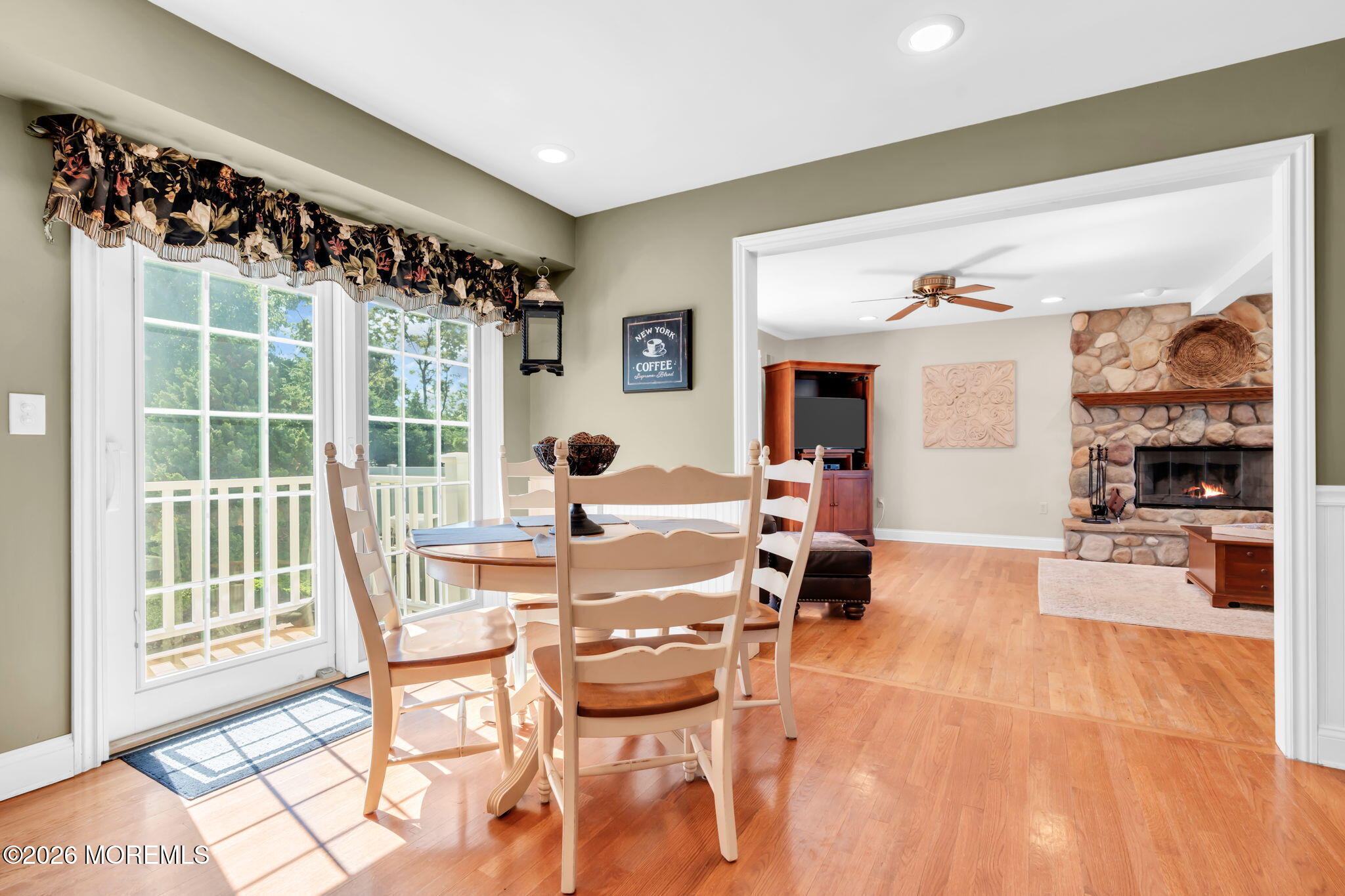 30 Deborah Lane Howell, NJ 07731 - Photo 14 of 40 17-web-or-mls-DSC04577-1
