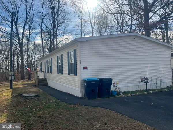 a view of house with outdoor space
