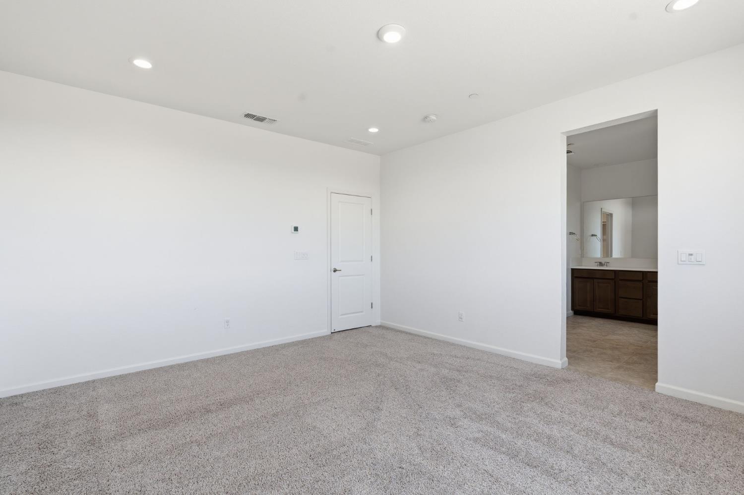 4322 Hillside Road Madera, CA 93636 - Photo 38 of 67