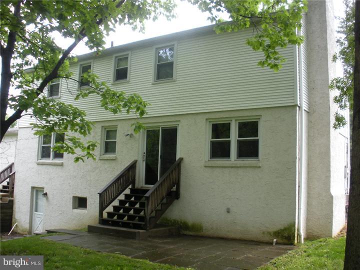 505 Arbordale Road Wayne, PA 19087 - Photo 4 of 13 Exterior Back