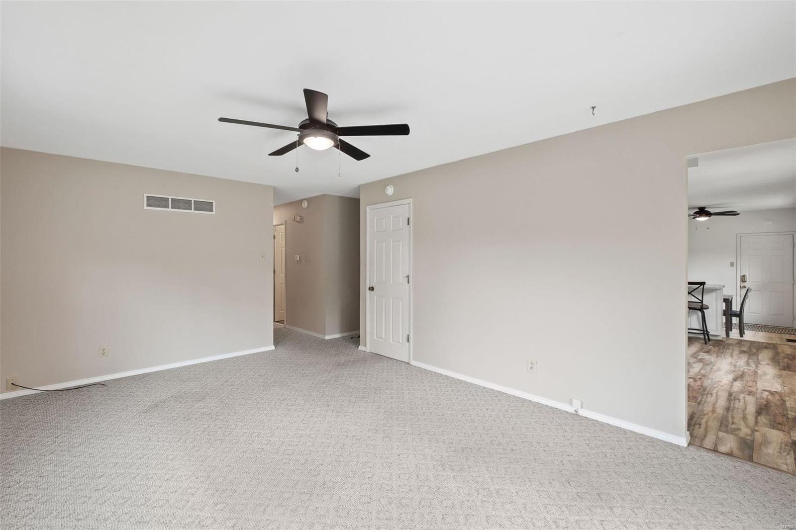 120 Hunters Ridge St. Charles, MO 63301 - Photo 15 of 34 Gallery Image 15