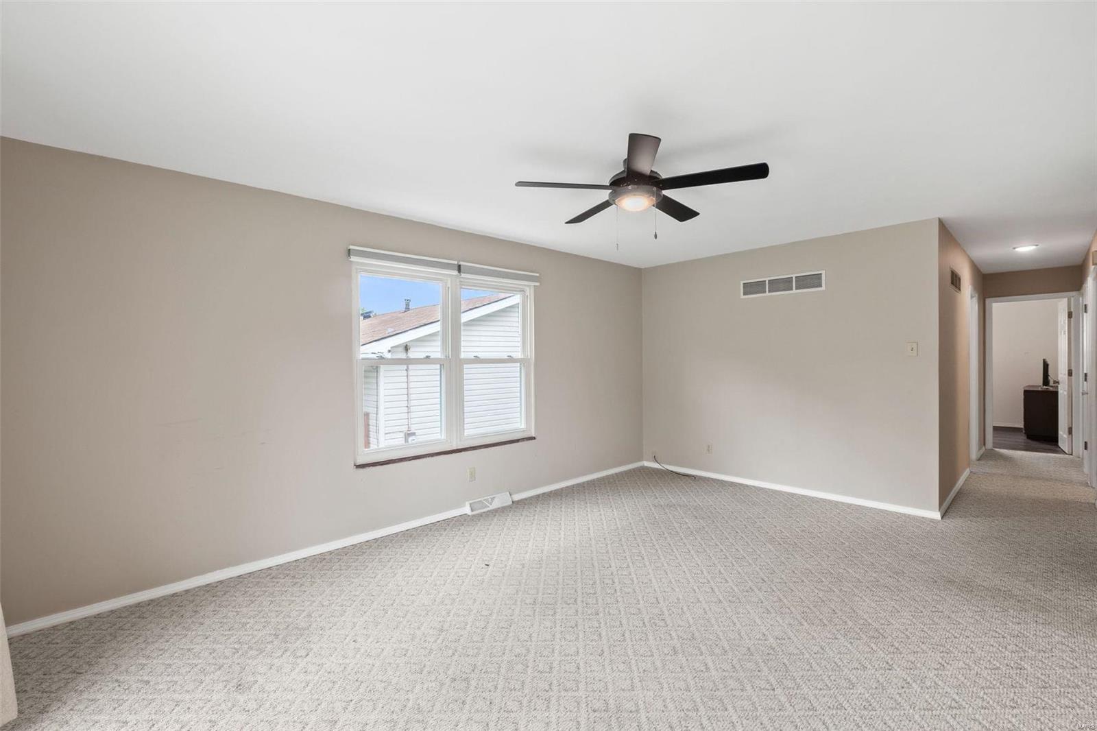 120 Hunters Ridge St. Charles, MO 63301 - Photo 18 of 34 Gallery Image 18