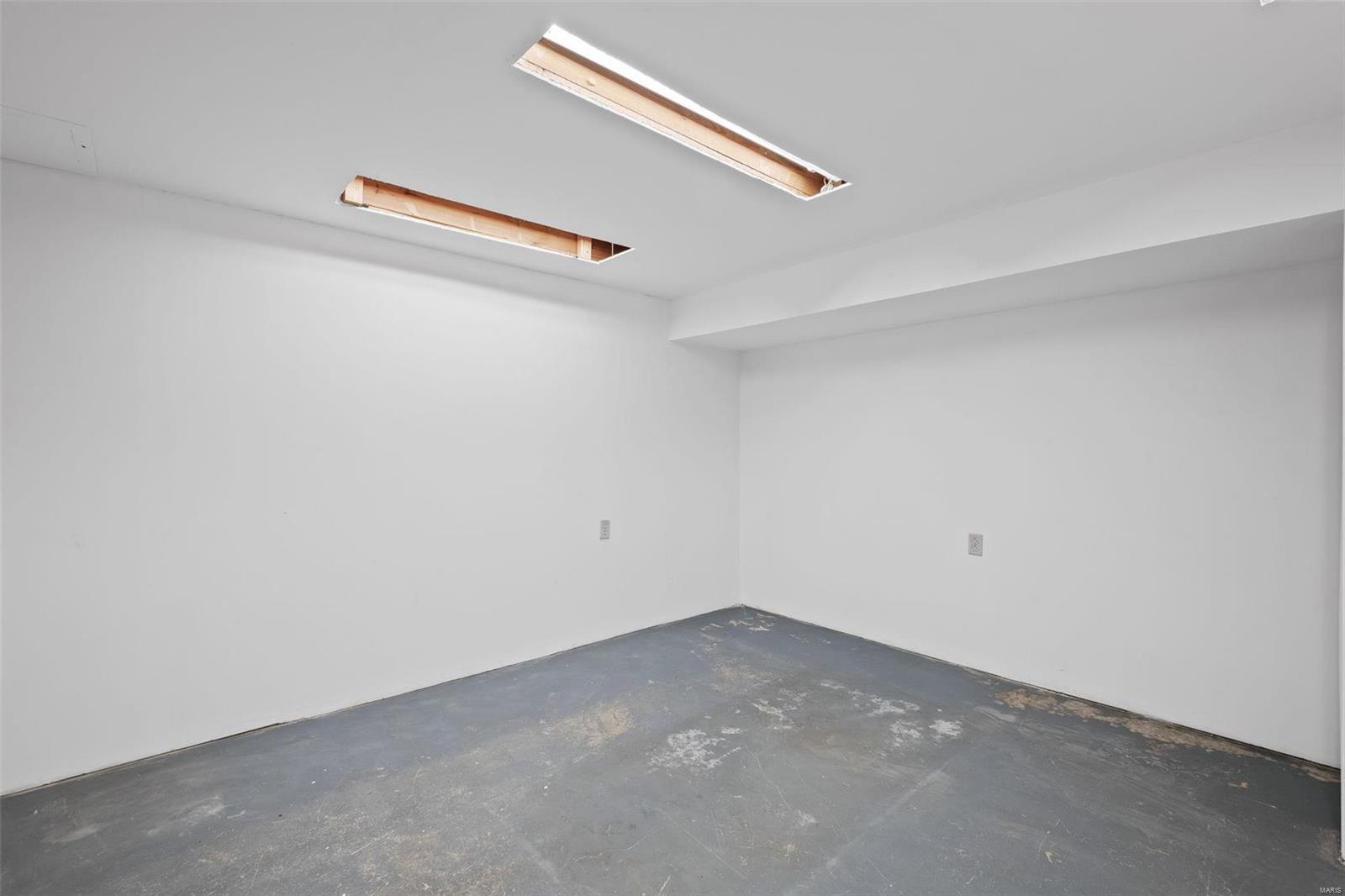 120 Hunters Ridge St. Charles, MO 63301 - Photo 27 of 34 Gallery Image 27