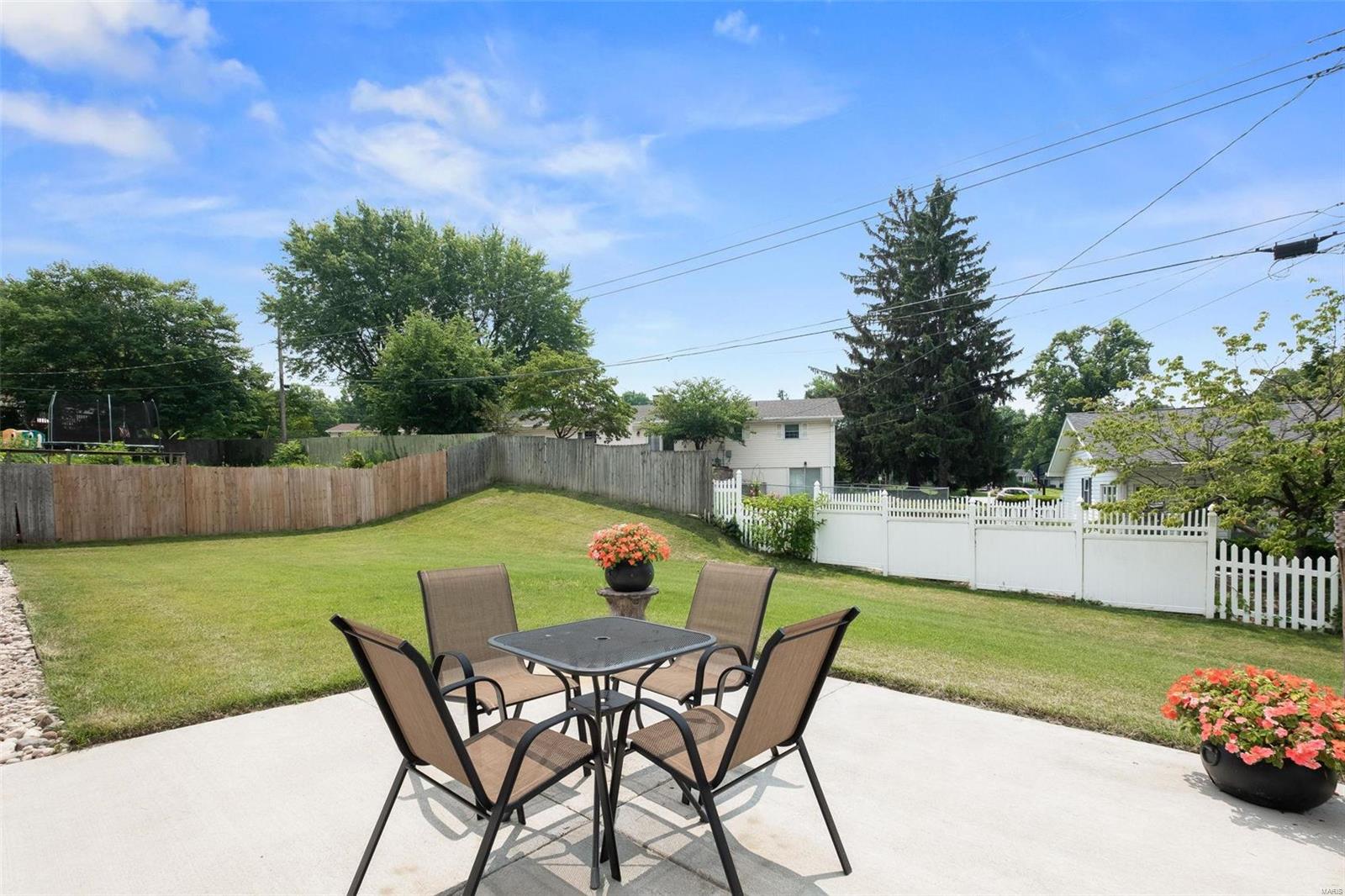 120 Hunters Ridge St. Charles, MO 63301 - Photo 34 of 34 Gallery Image 34
