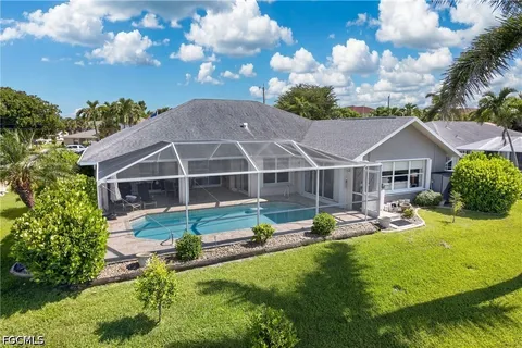 $850,000 | 1425 Southwest 50th Street, Cape Coral, FL 33914