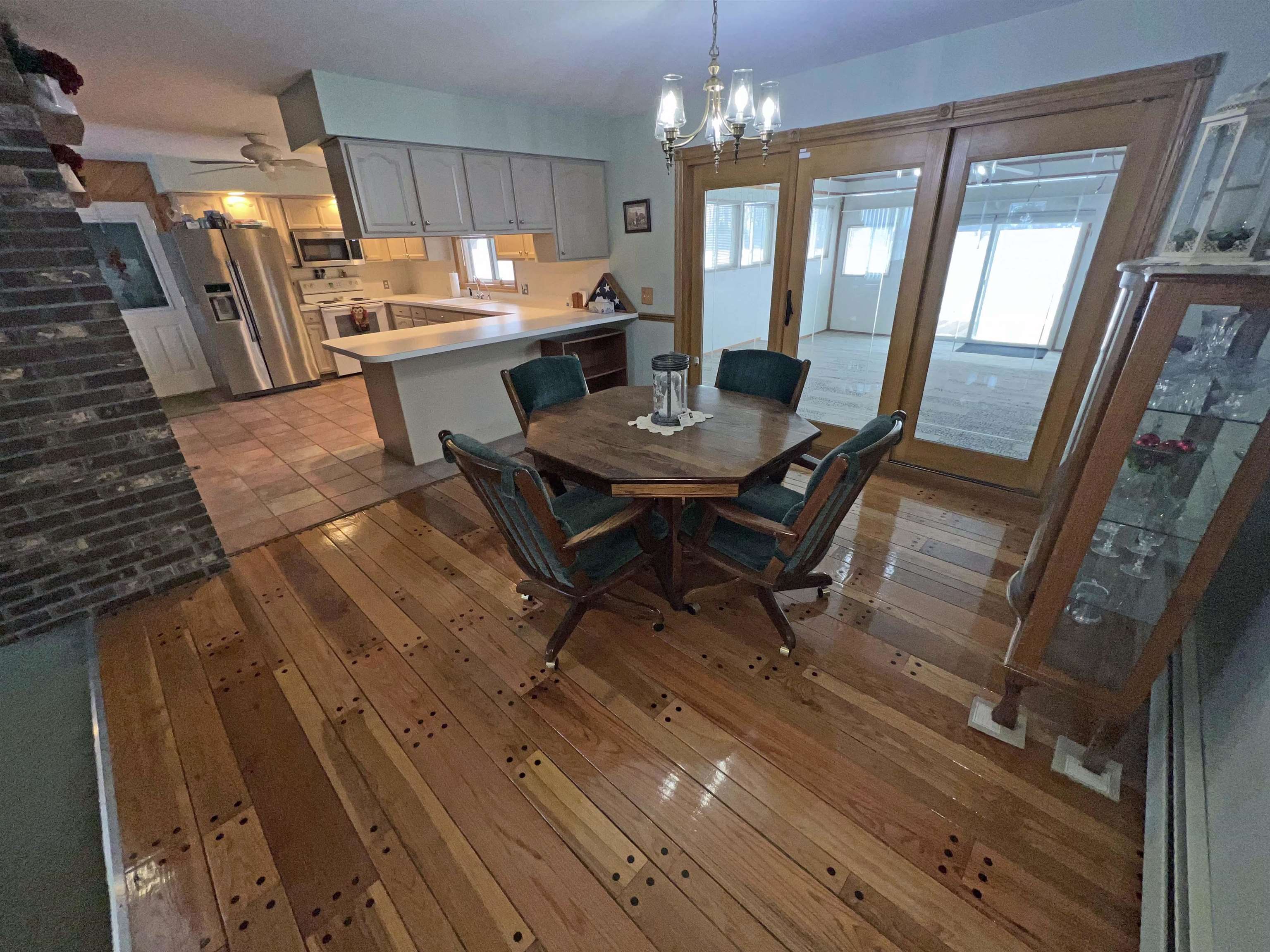 2784 East North Ridge Road Chesaning, MI 48616 - Photo 29 of 52 50097983-28.JPG