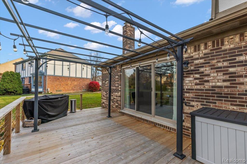 317 Silvervale Drive Rochester Hills, MI 48309 - Photo 68 of 72