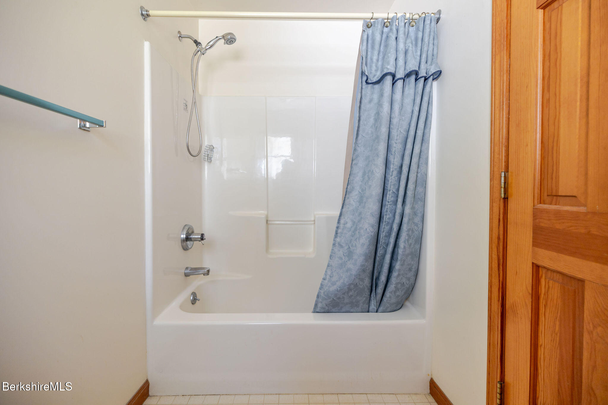 127 Old Joe Road Sheffield, MA 01230 - Photo 16 of 40 En Suite Bath