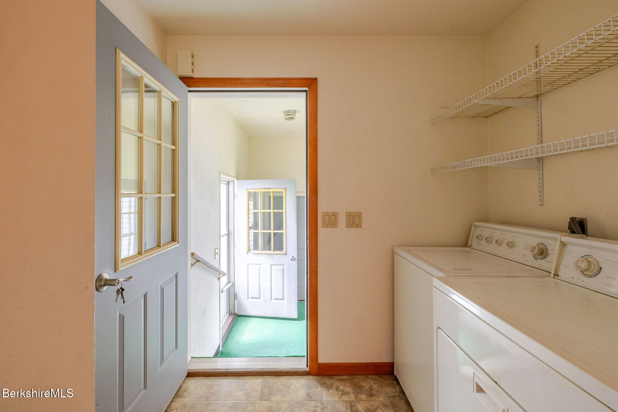 127 Old Joe Road Sheffield, MA 01230 - Photo 24 of 40 Laundry