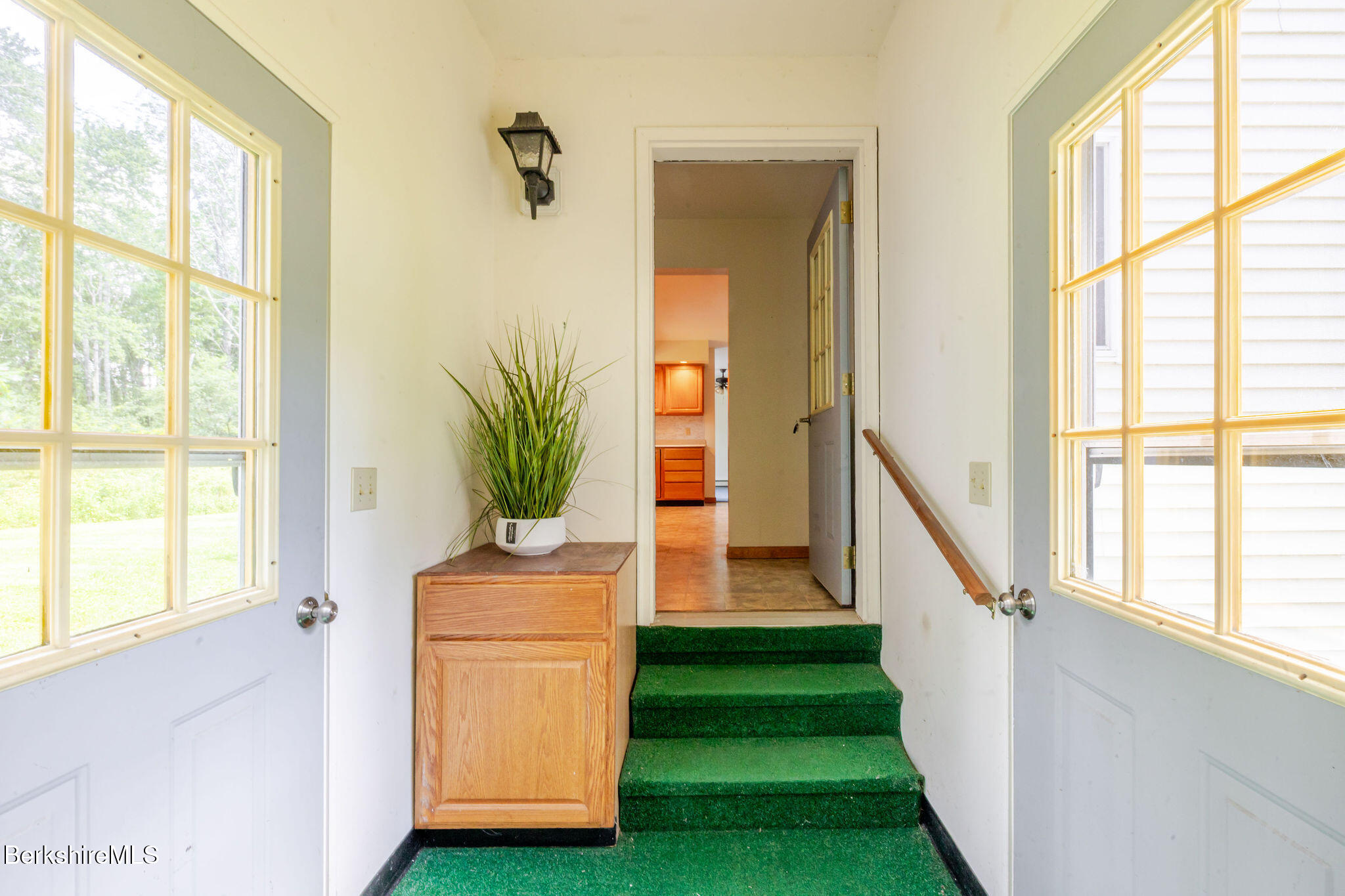 127 Old Joe Road Sheffield, MA 01230 - Photo 26 of 40 Enclosed Breezeway