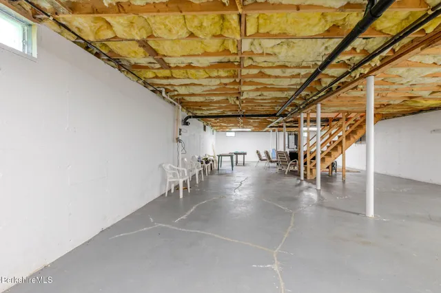 $450,000 | 127 Old Joe Road, Sheffield, MA 01230