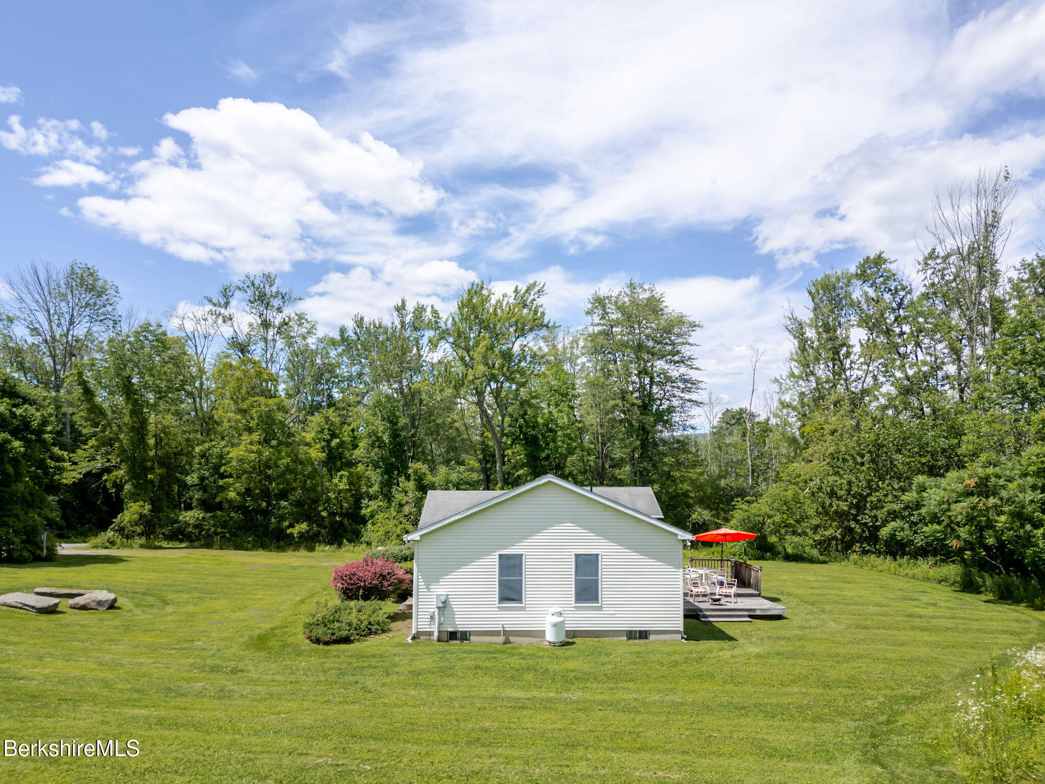 127 Old Joe Road Sheffield, MA 01230 - Photo 33 of 40 Exterior side yards