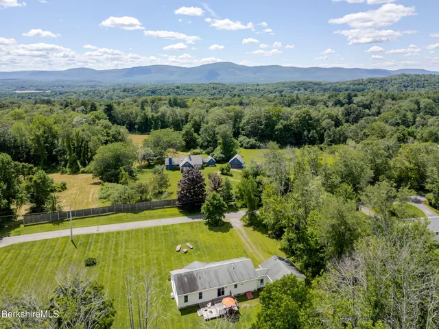 $450,000 | 127 Old Joe Road, Sheffield, MA 01230