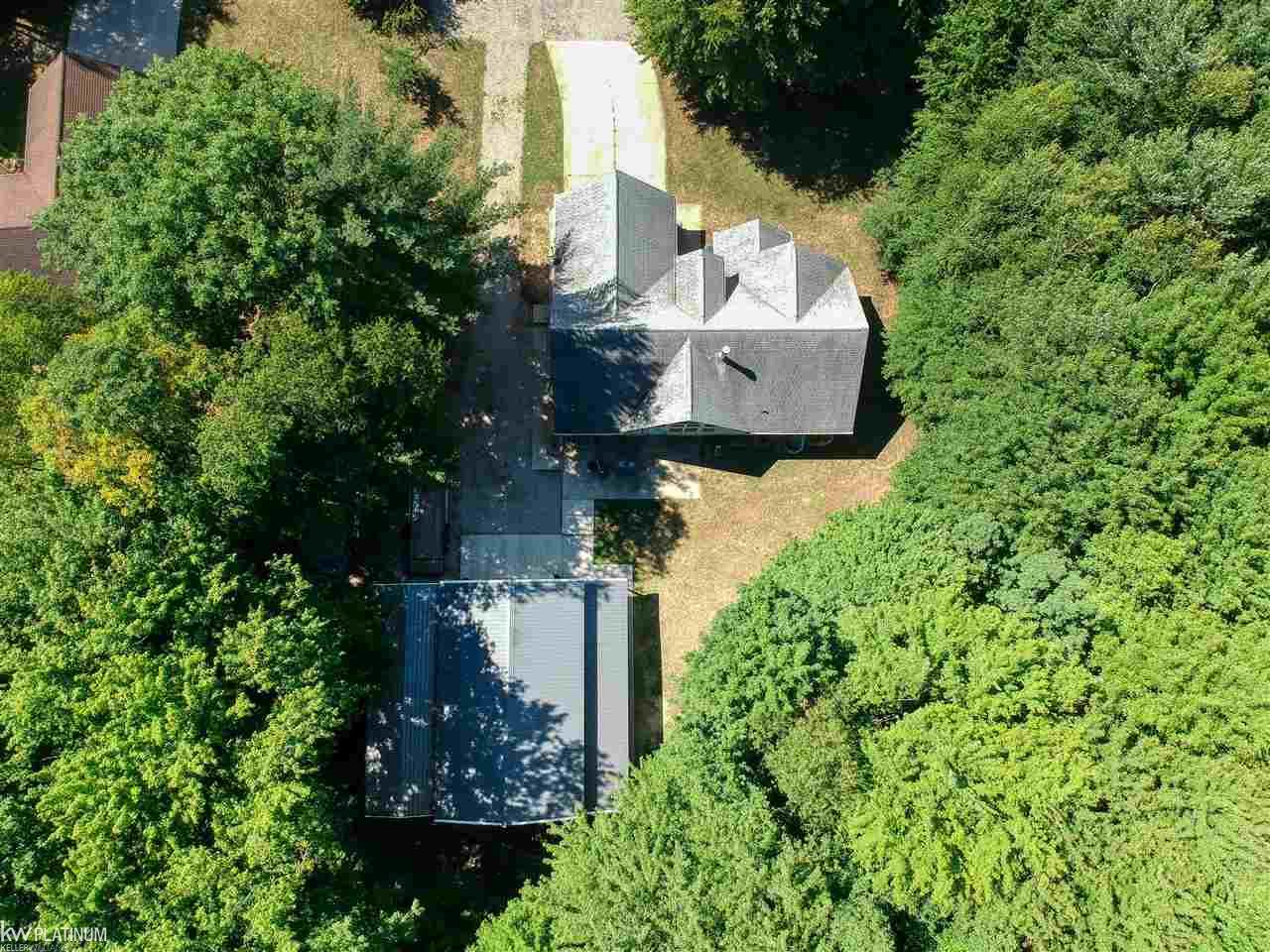 8538 Smiths Creek Road Goodells, MI 48027 - Photo 5 of 34