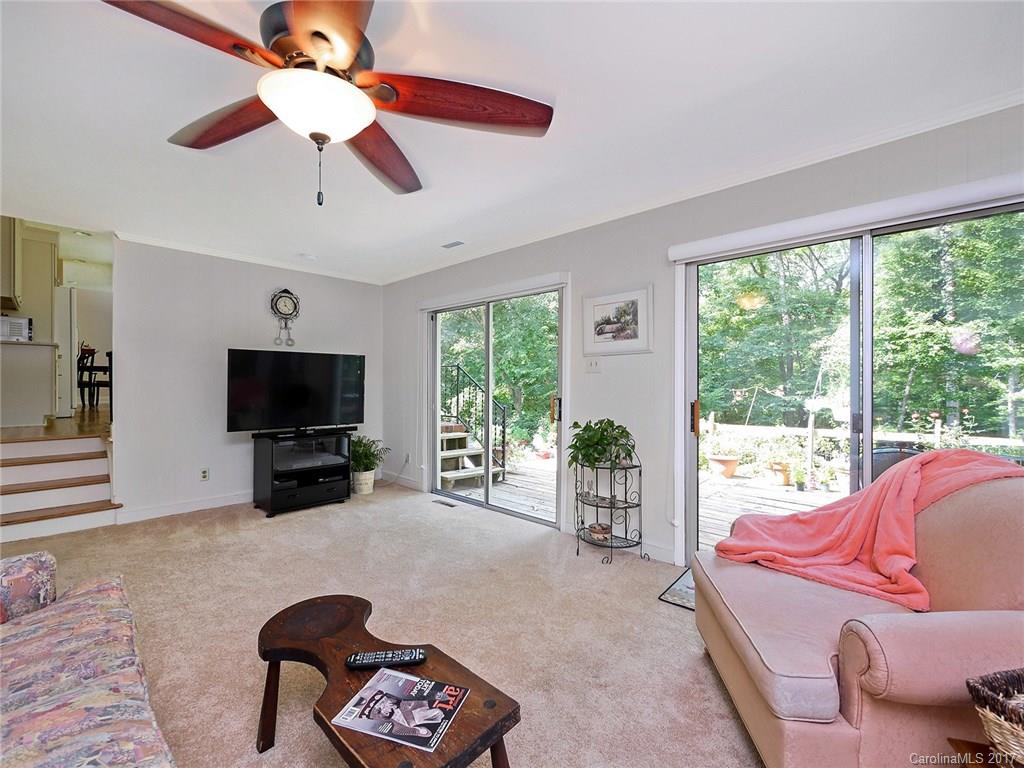 2721 Whiffletree Road Charlotte, NC 28210 - Photo 11 of 22 Gallery Image 11