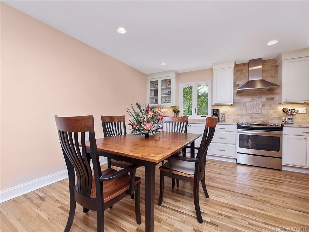 2721 Whiffletree Road Charlotte, NC 28210 - Photo 5 of 22 Gallery Image 5