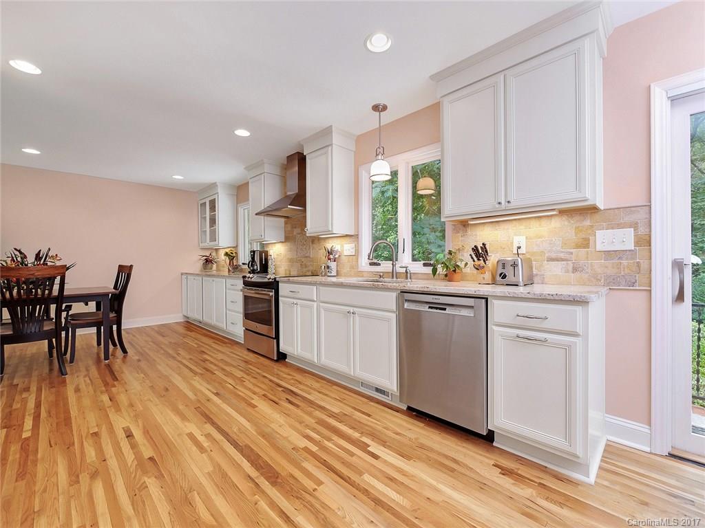 2721 Whiffletree Road Charlotte, NC 28210 - Photo 6 of 22 Gallery Image 6