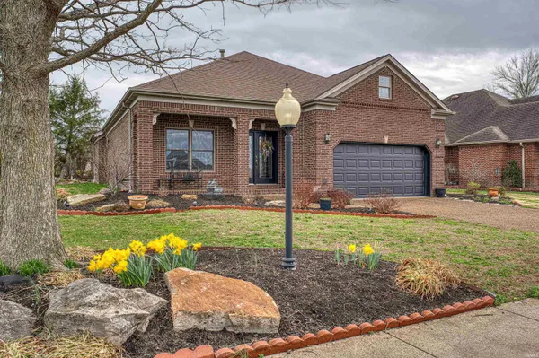$434,900 | 2064 Long Cove Circle, Newburgh, IN 47630