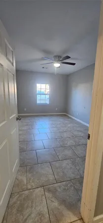 $1,400 | 2914 Staples Street, Houston, TX 77026