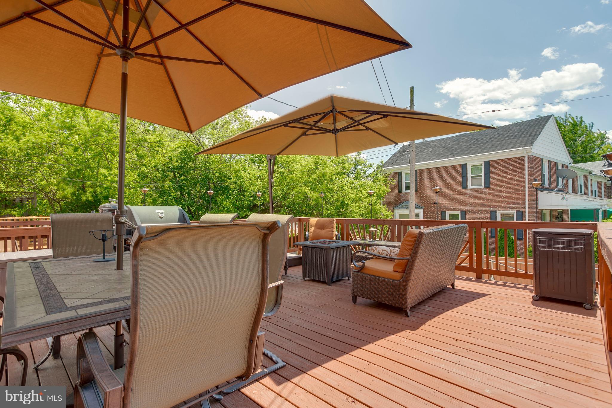 1223 Ramblewood Road Baltimore, MD 21239 - Photo 7 of 26 Deck