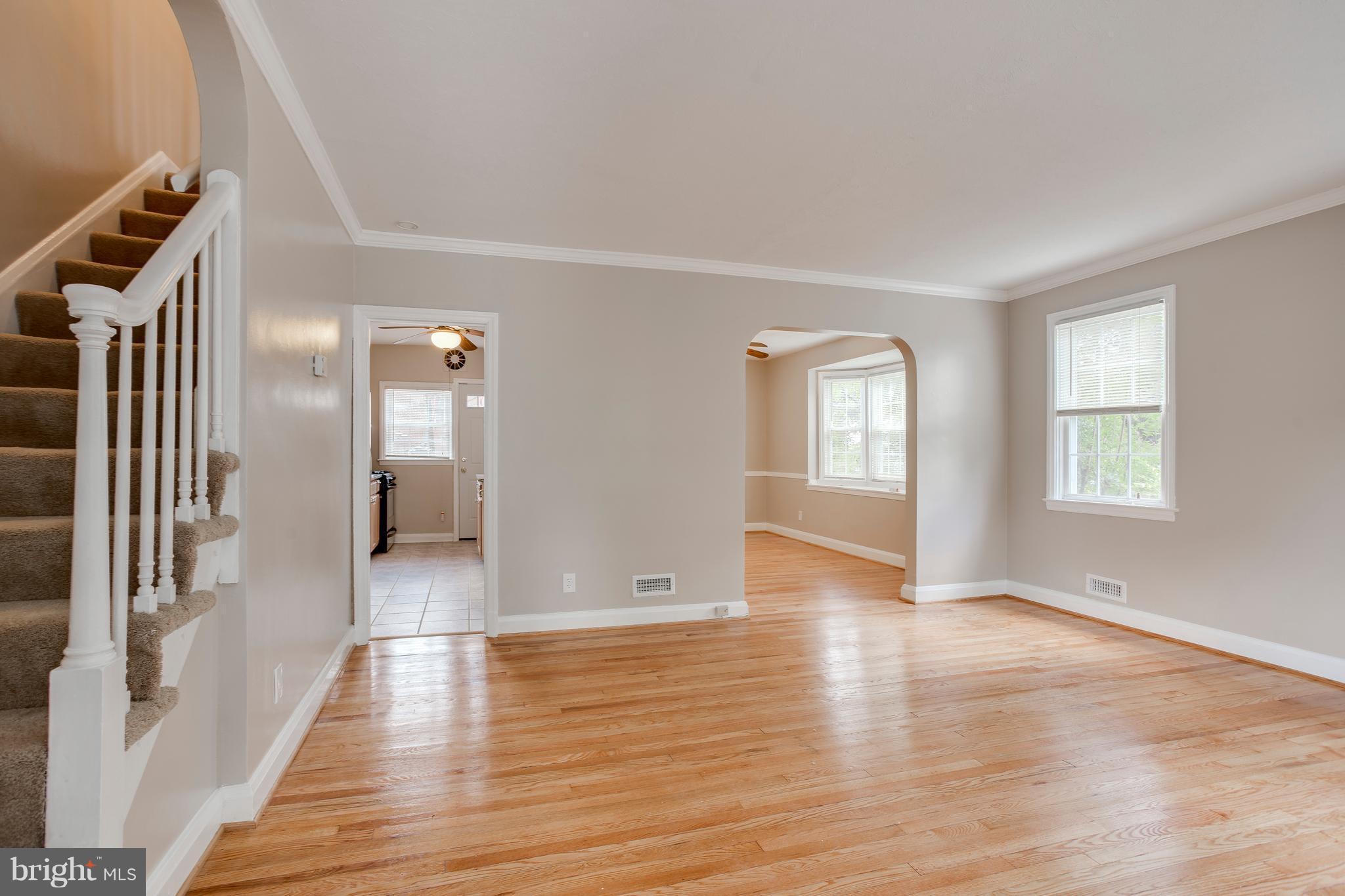 1223 Ramblewood Road Baltimore, MD 21239 - Photo 10 of 26 Living Room