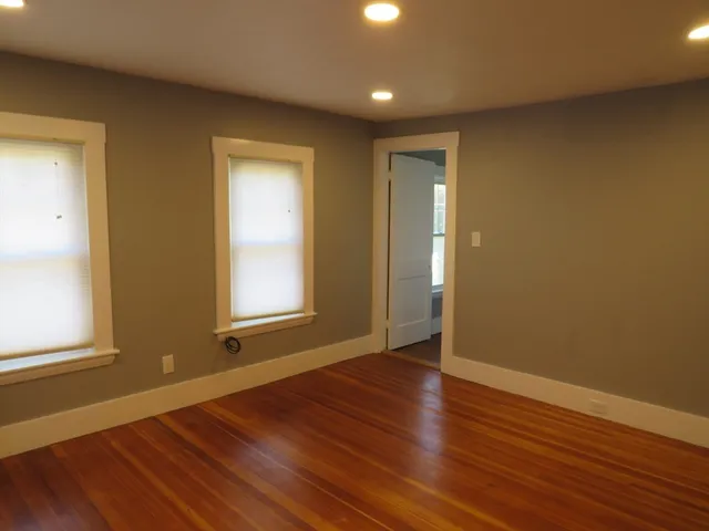 a view of livingroom with hardwood