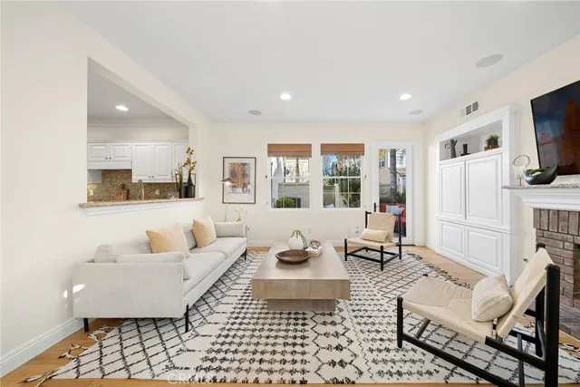 $1,750,000 | 228 Terra Cotta, Irvine, CA 92603