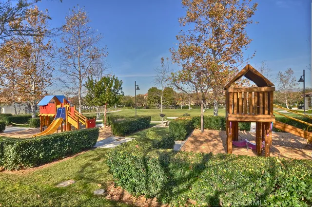 $1,750,000 | 228 Terra Cotta, Irvine, CA 92603