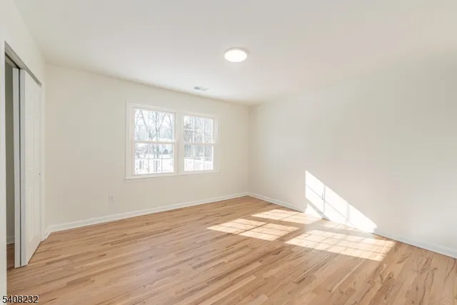 $4,395 | 9 Dixon Place, East Hanover, NJ 07936