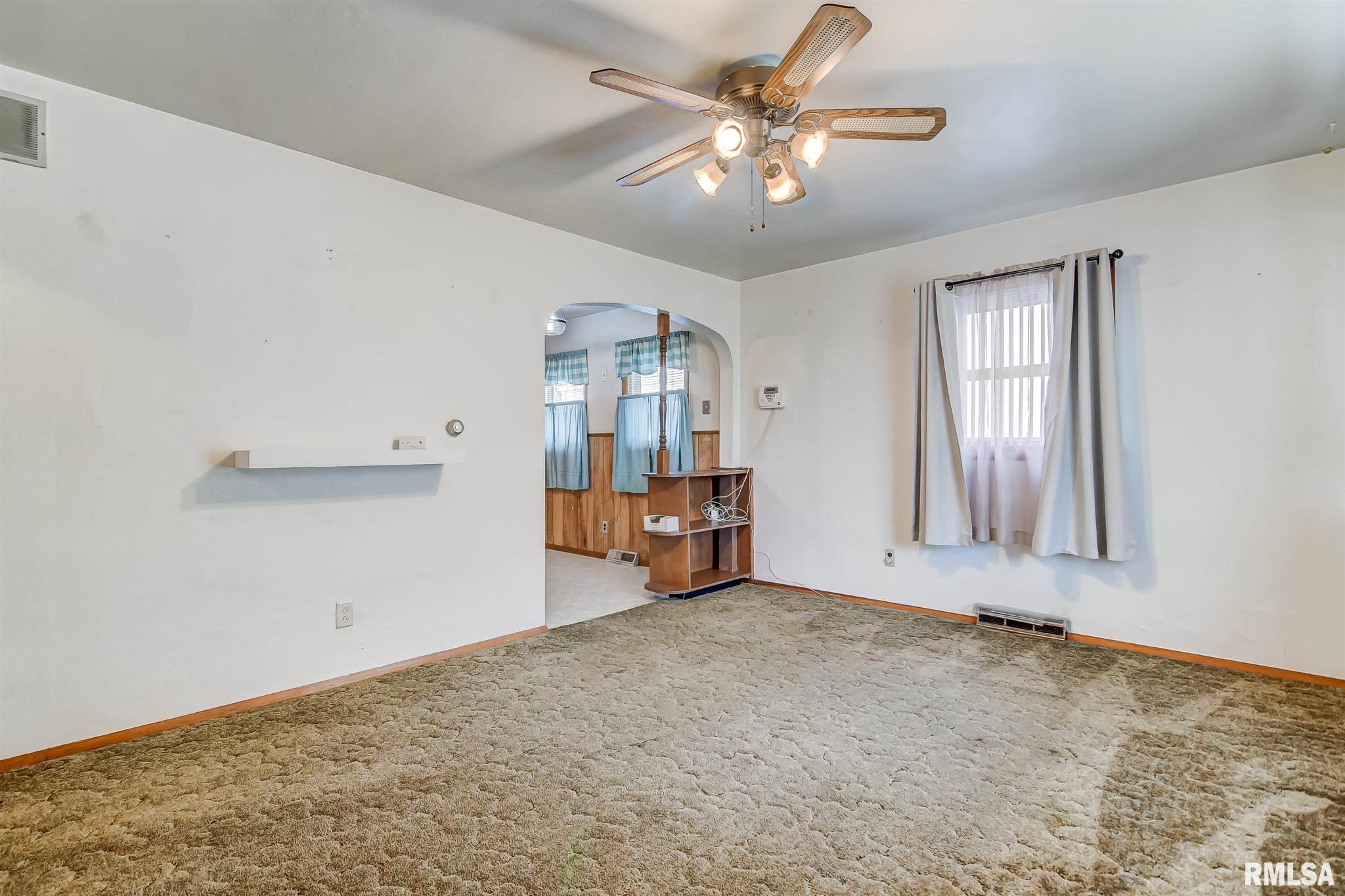 2321 East Reservoir Street Springfield, IL 62702 - Photo 5 of 26 Gallery Image 5