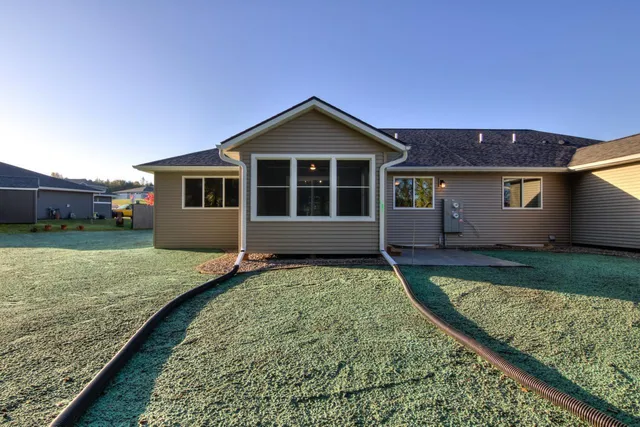 $314,812 | 1765 11th Avenue East, Unit LOT 17, Menomonie, WI 54751