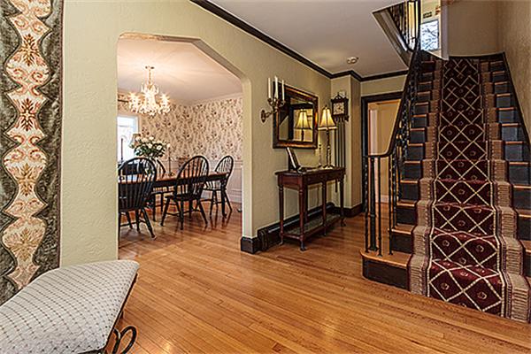 17 Stella Road Belmont, MA 02478 - Photo 2 of 18 Gallery Image 2
