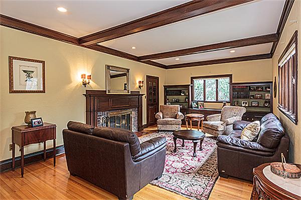 17 Stella Road Belmont, MA 02478 - Photo 3 of 18 Gallery Image 3