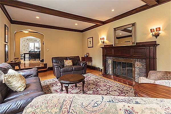 17 Stella Road Belmont, MA 02478 - Photo 4 of 18 Gallery Image 4