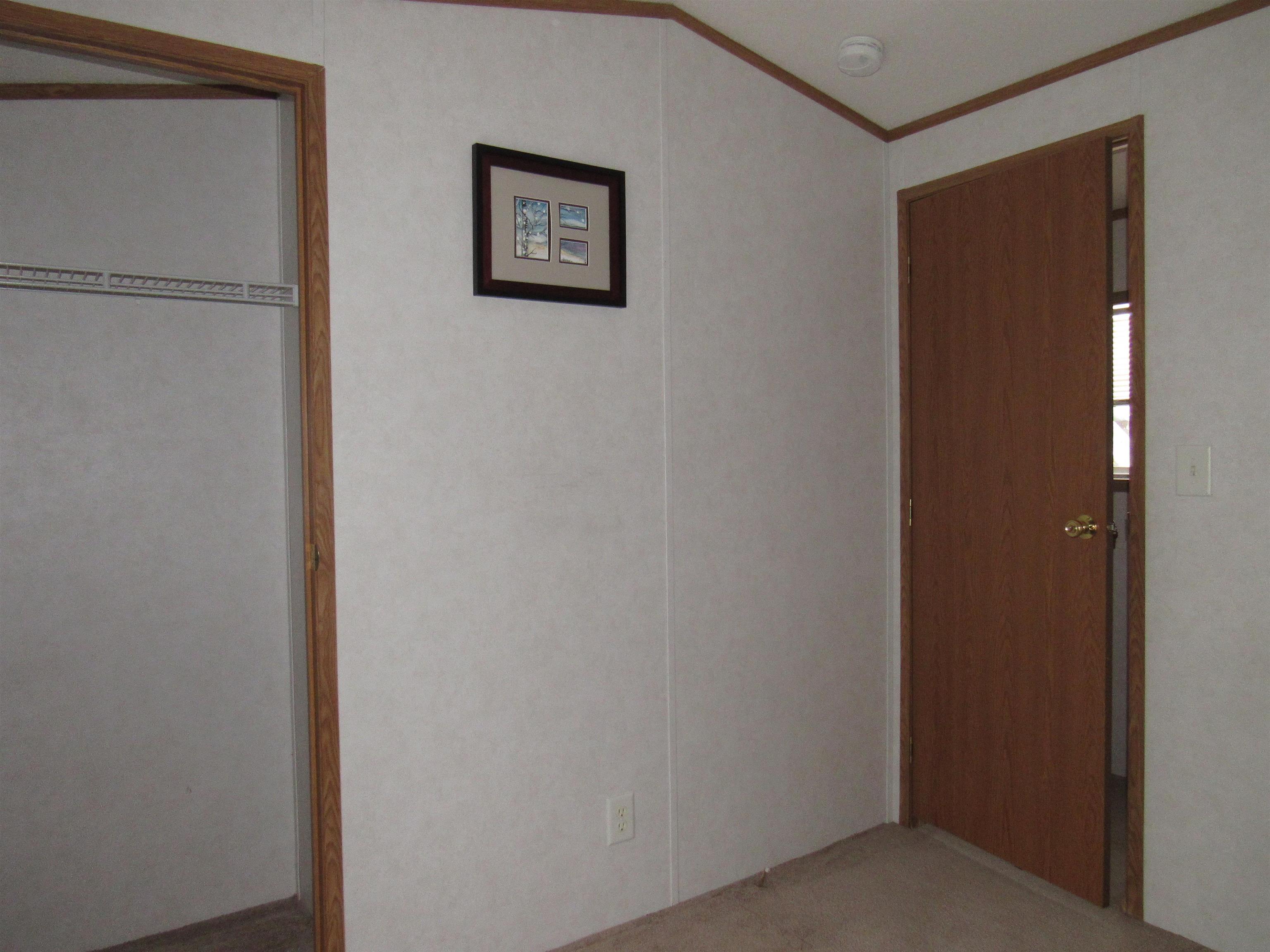 2477 Highway 5, Unit B1 Derby, VT 05829 - Photo 17 of 31