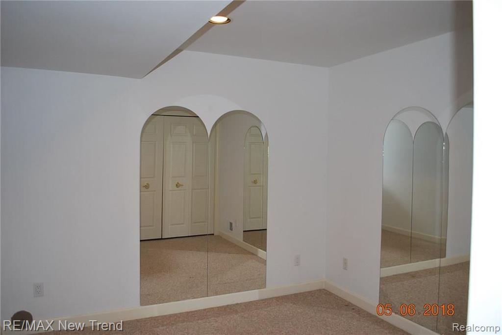 22150 River Ridge Trail, Unit 110 Farmington Hills, MI 48335 - Photo 18 of 23