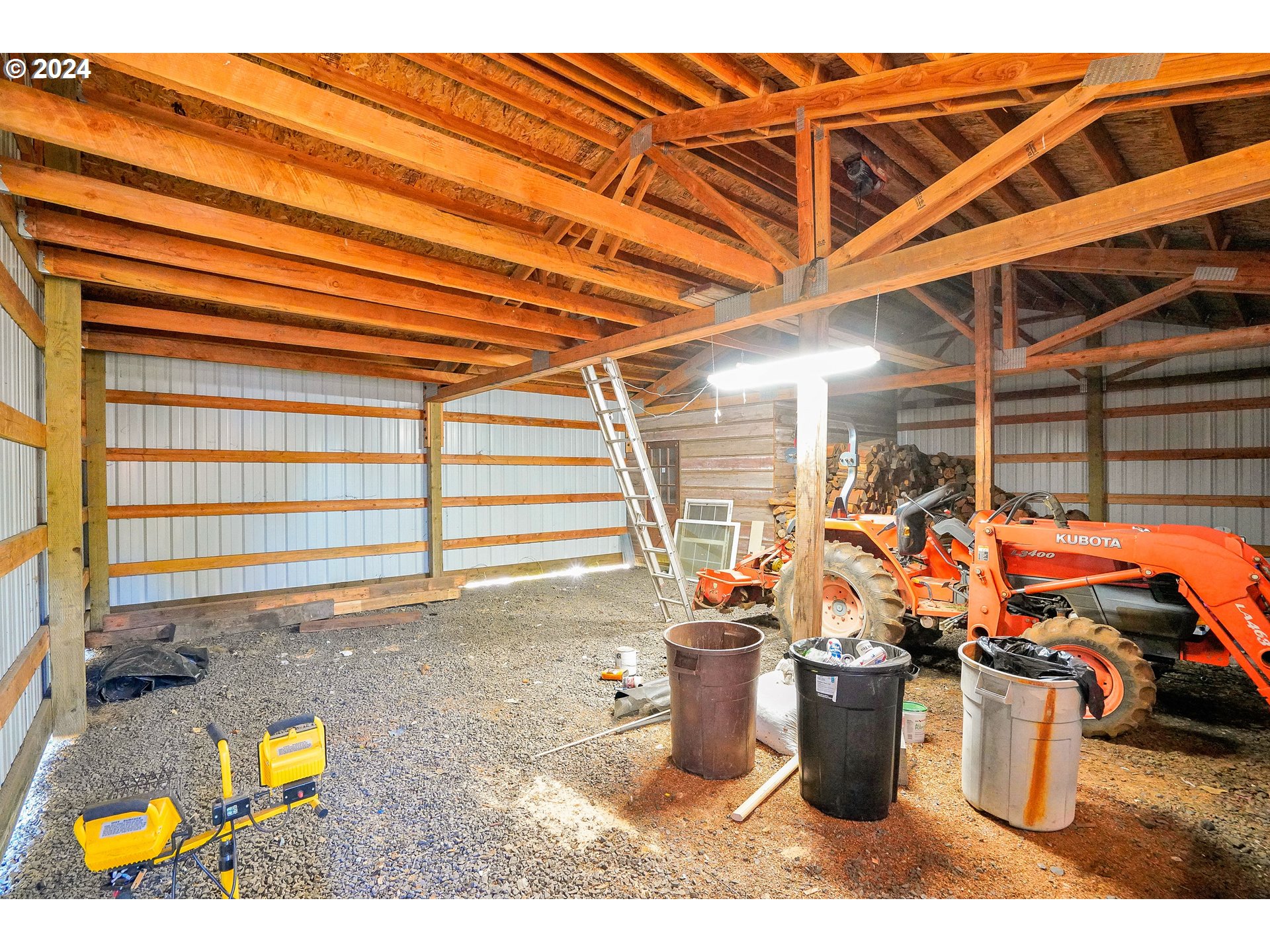 20471 Bridge Creek Road Southeast Silverton, OR 97381 - Photo 23 of 38 Gallery Image 23