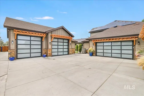 $2,098,000 | 3365 Willow Way, Twin Falls, ID 83301