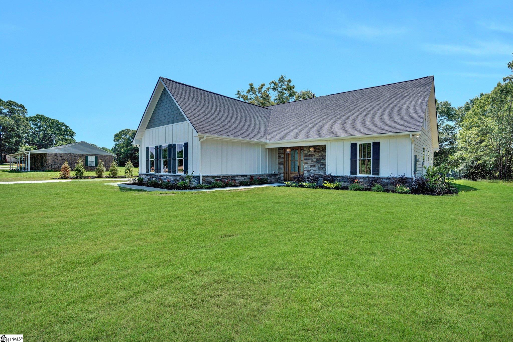 528 Log Shoals Road Greenville, SC 29607 - Photo 3 of 50