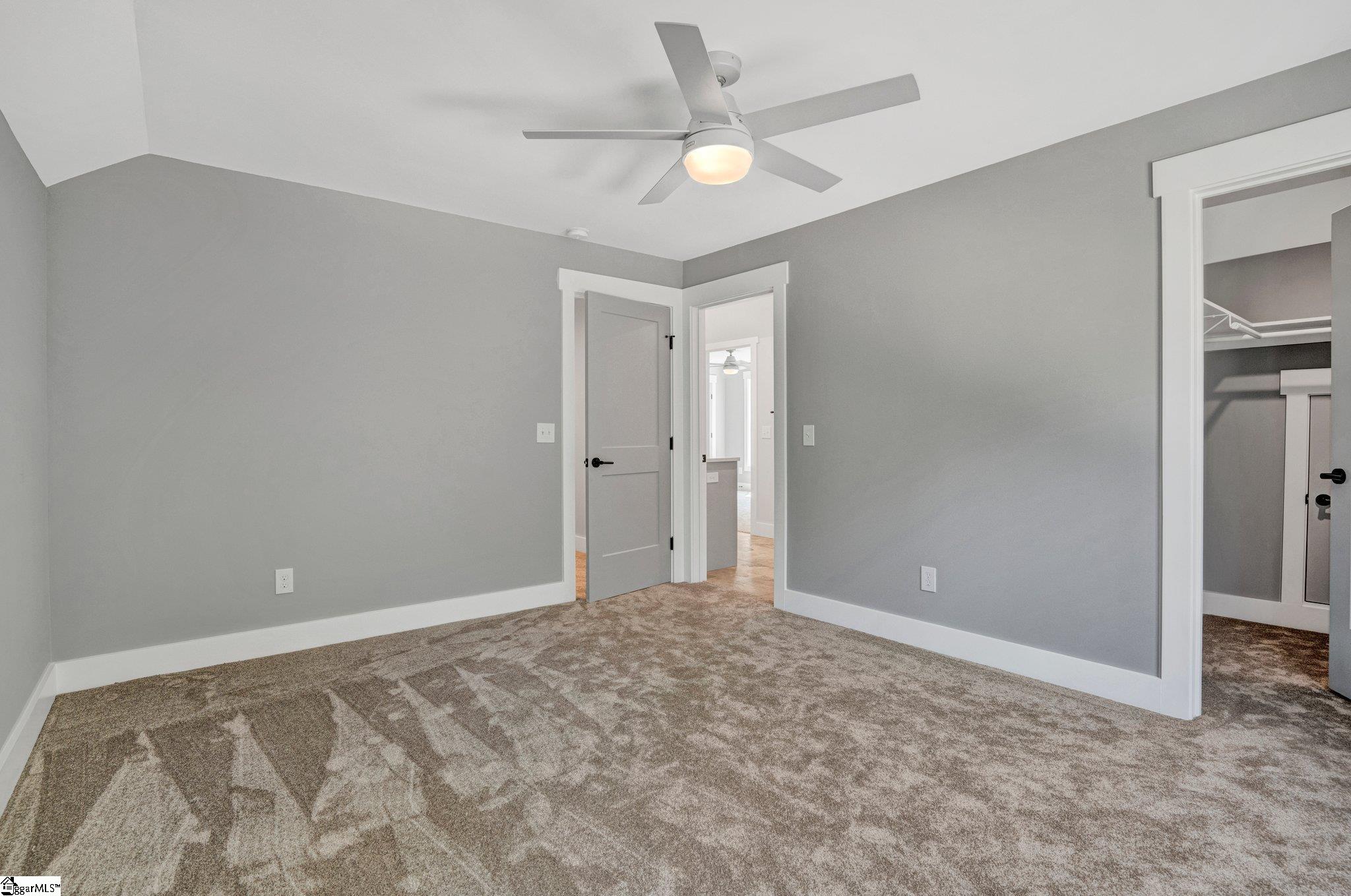 528 Log Shoals Road Greenville, SC 29607 - Photo 35 of 50 Jack and Jill bathroom